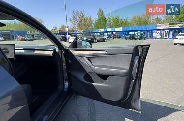 Внедорожник / Кроссовер Tesla Model Y 2023 в 