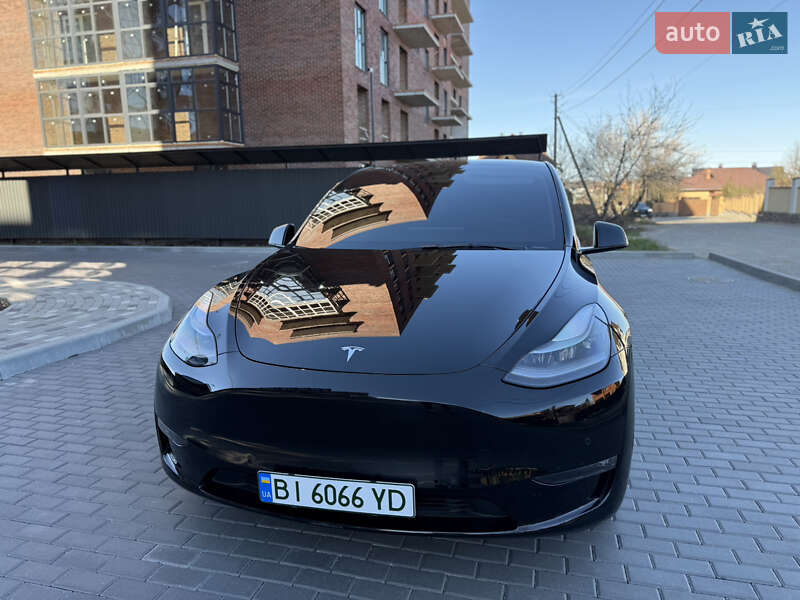 Внедорожник / Кроссовер Tesla Model Y 2021 в Полтаве