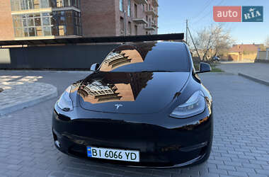 Внедорожник / Кроссовер Tesla Model Y 2021 в 