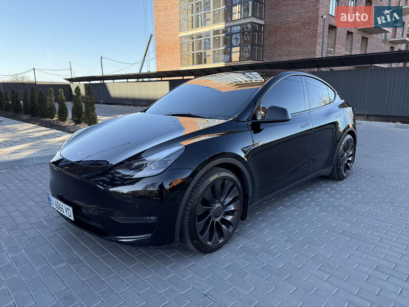 Внедорожник / Кроссовер Tesla Model Y 2021 в Полтаве