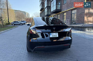 Внедорожник / Кроссовер Tesla Model Y 2021 в 