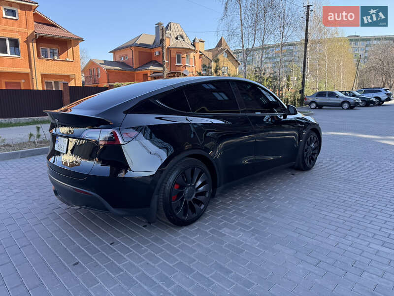 Внедорожник / Кроссовер Tesla Model Y 2021 в Полтаве