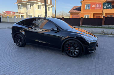 Внедорожник / Кроссовер Tesla Model Y 2021 в 
