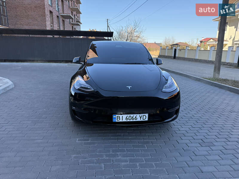 Внедорожник / Кроссовер Tesla Model Y 2021 в Полтаве