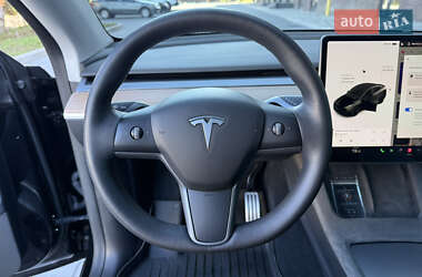 Внедорожник / Кроссовер Tesla Model Y 2021 в 