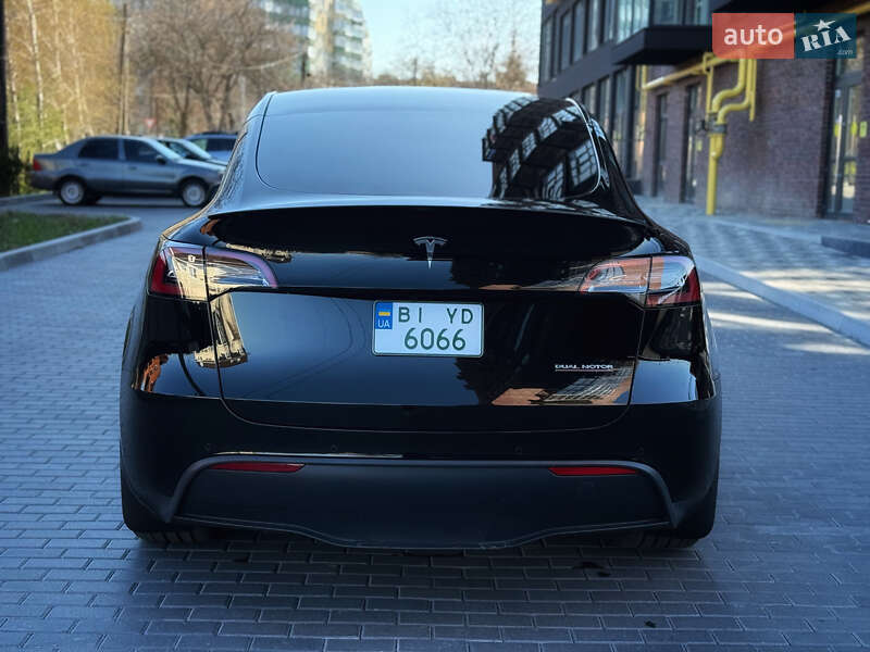 Внедорожник / Кроссовер Tesla Model Y 2021 в Полтаве