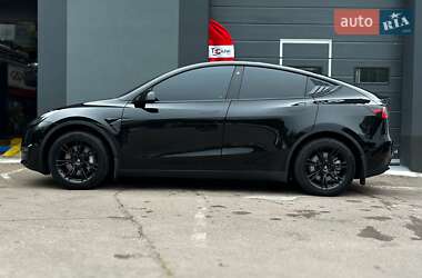 Позашляховик / Кросовер Tesla Model Y 2021 в 
