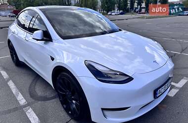 Внедорожник / Кроссовер Tesla Model Y 2022 в Киеве