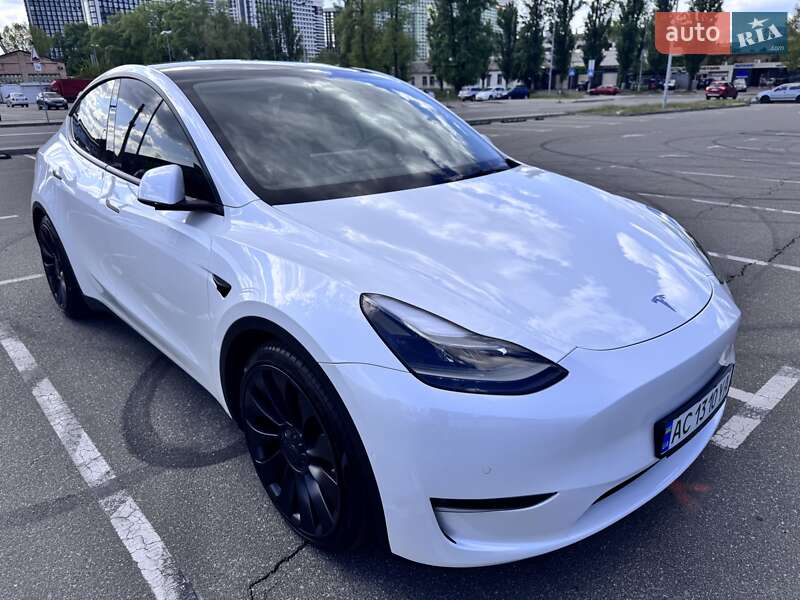 Позашляховик / Кросовер Tesla Model Y 2022 в 