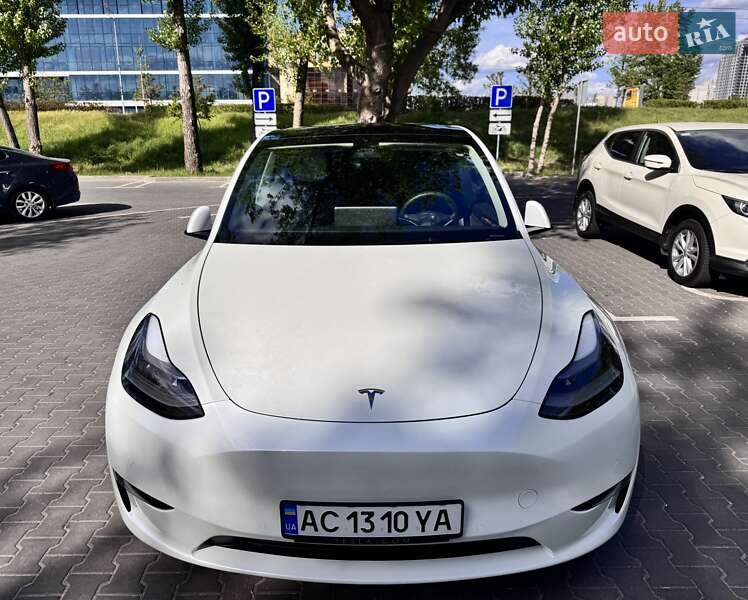 Позашляховик / Кросовер Tesla Model Y 2022 в Києві