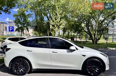 Позашляховик / Кросовер Tesla Model Y 2022 в 
