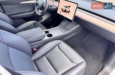 Позашляховик / Кросовер Tesla Model Y 2022 в 
