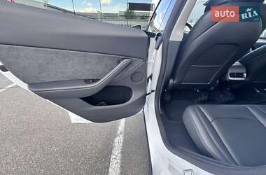 Позашляховик / Кросовер Tesla Model Y 2022 в 