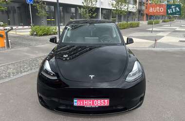 Позашляховик / Кросовер Tesla Model Y 2023 в 