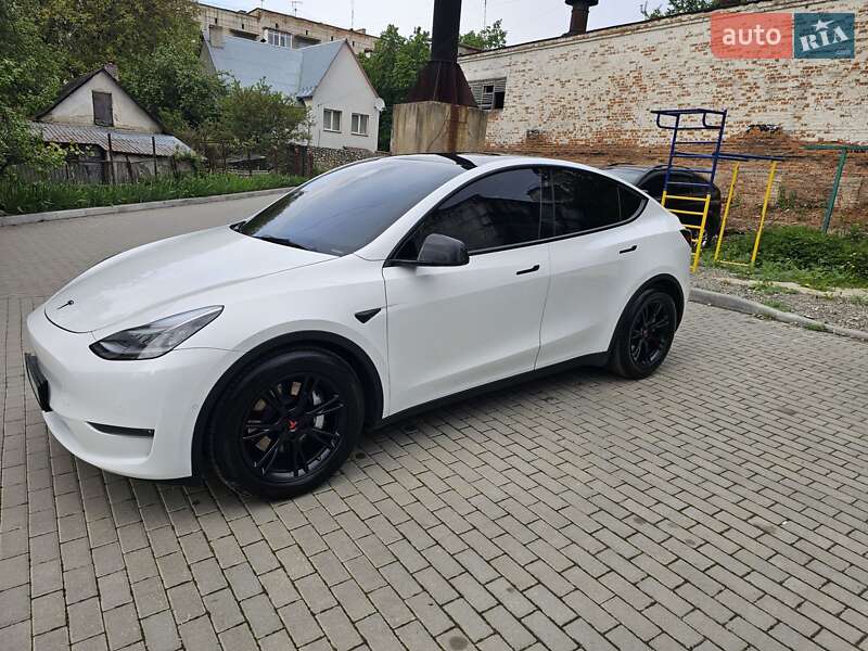 Внедорожник / Кроссовер Tesla Model Y 2020 в 