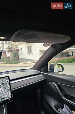 Внедорожник / Кроссовер Tesla Model Y 2020 в 