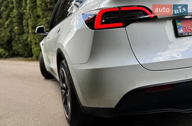 Внедорожник / Кроссовер Tesla Model Y 2022 в 