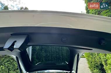 Внедорожник / Кроссовер Tesla Model Y 2022 в 