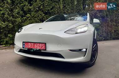 Внедорожник / Кроссовер Tesla Model Y 2022 в 