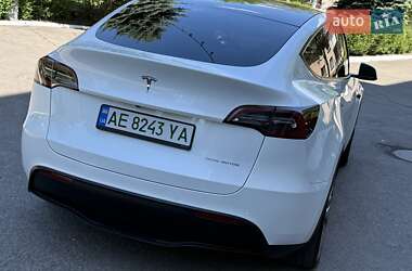 Внедорожник / Кроссовер Tesla Model Y 2021 в 