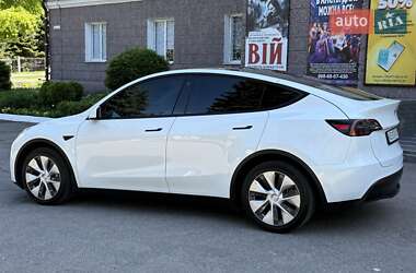Внедорожник / Кроссовер Tesla Model Y 2021 в 