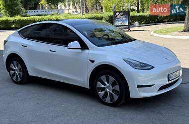 Внедорожник / Кроссовер Tesla Model Y 2021 в 