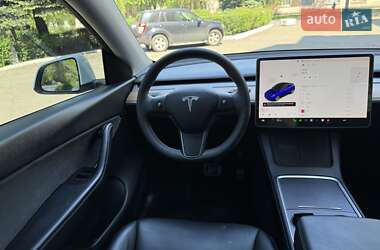 Внедорожник / Кроссовер Tesla Model Y 2021 в 