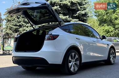 Внедорожник / Кроссовер Tesla Model Y 2021 в 