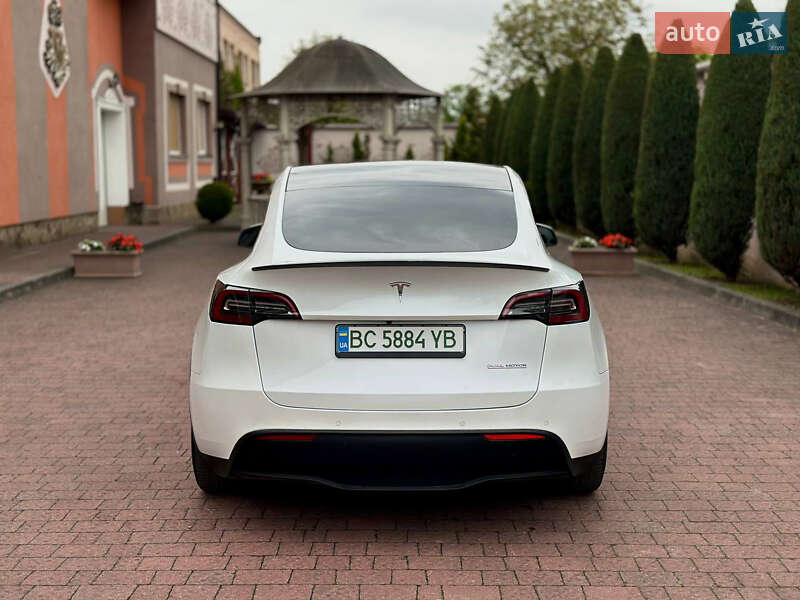 Внедорожник / Кроссовер Tesla Model Y 2021 в Стрые