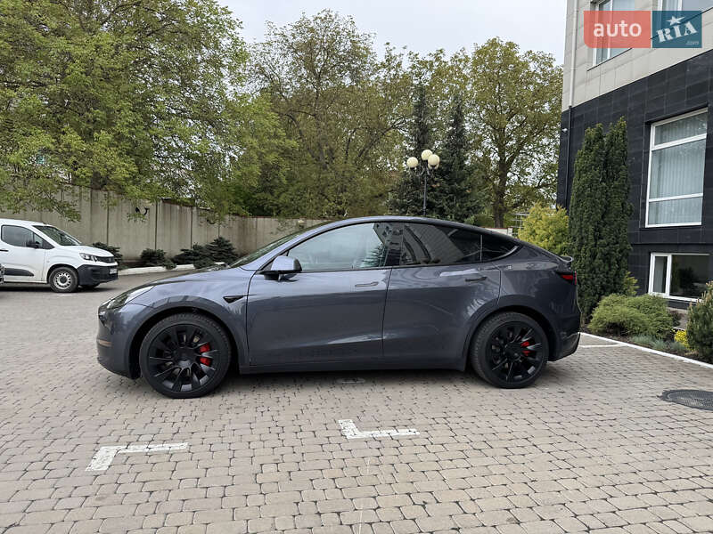Внедорожник / Кроссовер Tesla Model Y 2021 в Виннице