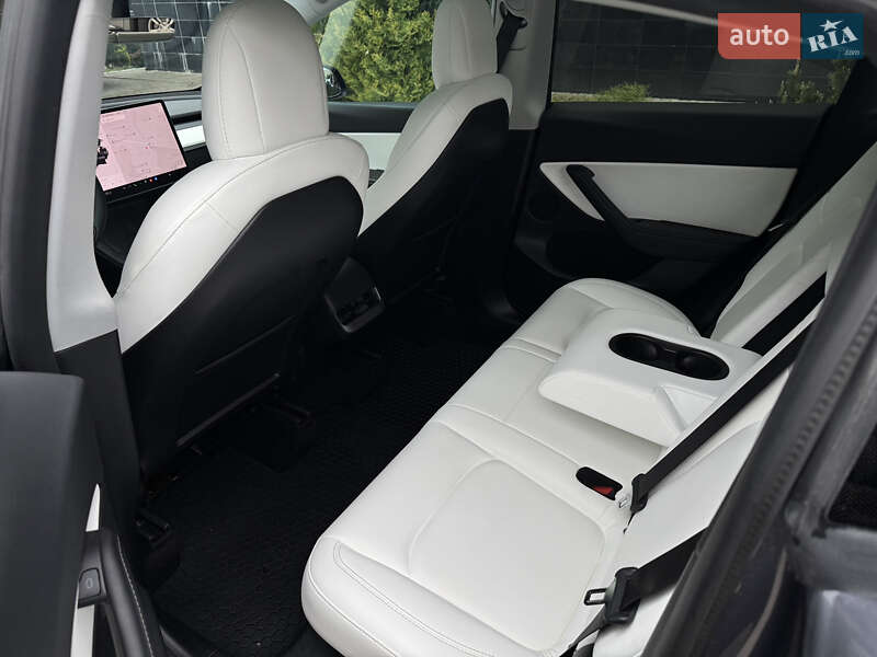 Внедорожник / Кроссовер Tesla Model Y 2021 в Виннице