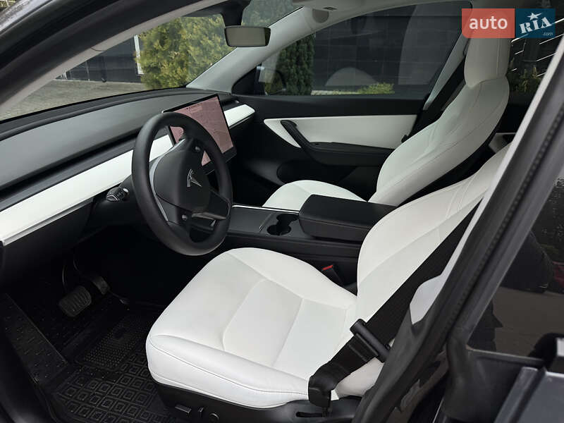 Внедорожник / Кроссовер Tesla Model Y 2021 в Виннице