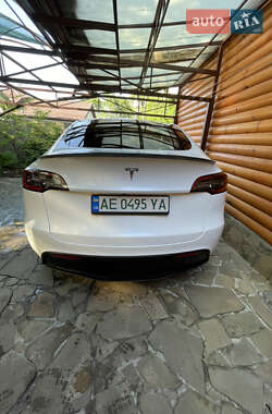Внедорожник / Кроссовер Tesla Model Y 2021 в 
