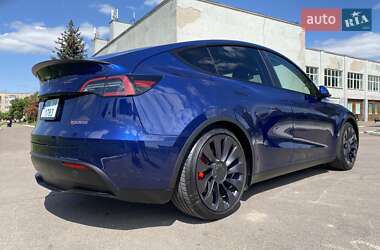 Позашляховик / Кросовер Tesla Model Y 2022 в 