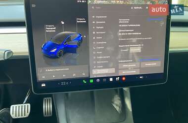 Позашляховик / Кросовер Tesla Model Y 2022 в 
