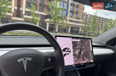 Внедорожник / Кроссовер Tesla Model Y 2021 в 