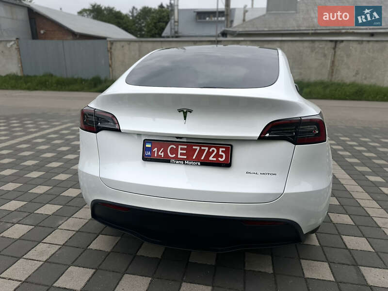 Позашляховик / Кросовер Tesla Model Y 2023 в Стрию