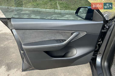 Внедорожник / Кроссовер Tesla Model Y 2022 в 