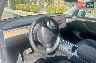 Внедорожник / Кроссовер Tesla Model Y 2023 в 