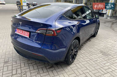 Позашляховик / Кросовер Tesla Model Y 2023 в 