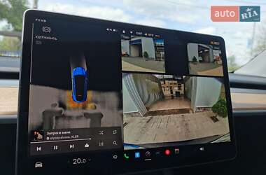 Внедорожник / Кроссовер Tesla Model Y 2024 в 