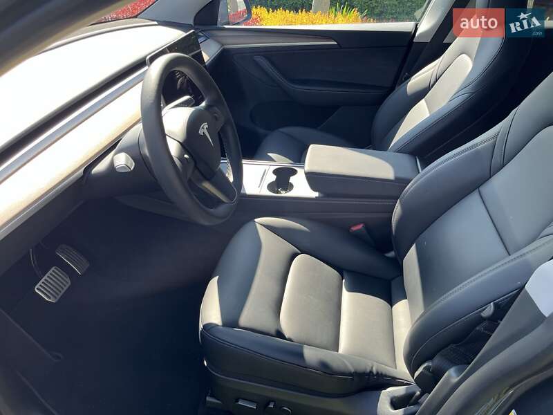 Внедорожник / Кроссовер Tesla Model Y 2023 в Виннице