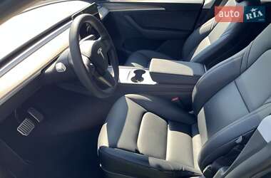 Внедорожник / Кроссовер Tesla Model Y 2023 в 