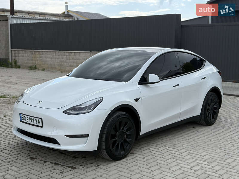 Внедорожник / Кроссовер Tesla Model Y 2023 в Тернополе