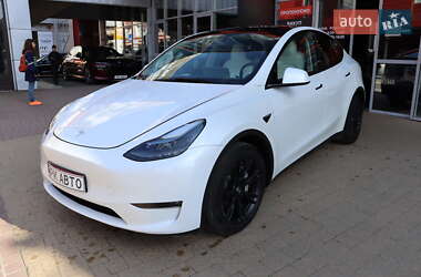 Внедорожник / Кроссовер Tesla Model Y 2023 в 