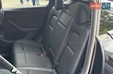 Позашляховик / Кросовер Tesla Model Y 2022 в 