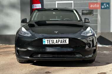 Позашляховик / Кросовер Tesla Model Y 2022 в 