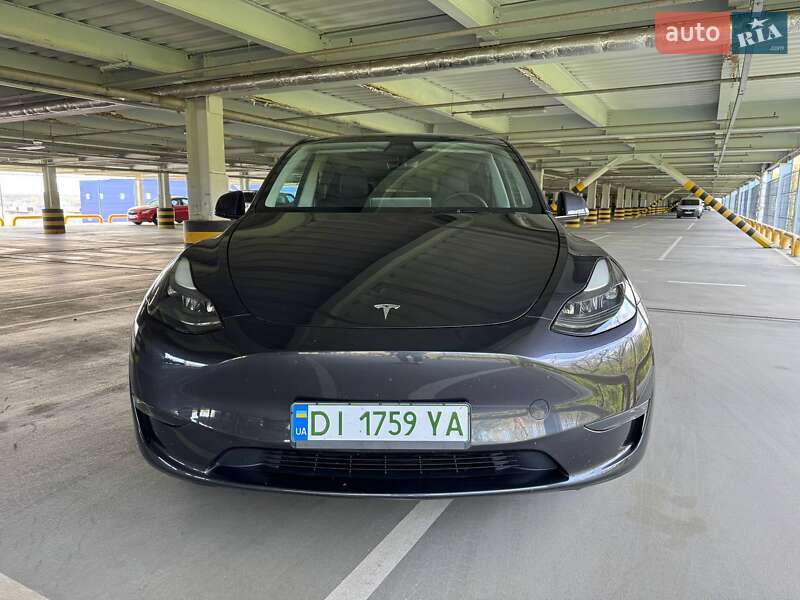 Внедорожник / Кроссовер Tesla Model Y 2024 в Киеве