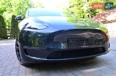Внедорожник / Кроссовер Tesla Model Y 2024 в 