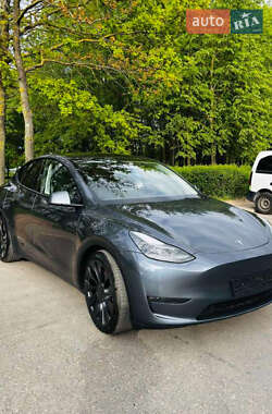 Позашляховик / Кросовер Tesla Model Y 2022 в 